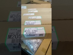 M2053763 M205-3763 Уборка лезвия с роликовой сборкой для Ricoh Pro C9100 C9110 C9200 C9210 Уборщик